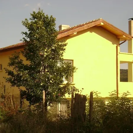 Konukevi Dimitrovi
